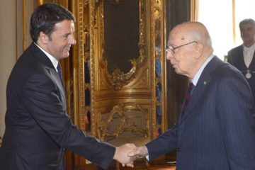 Napolitano e Renzi, in occasione della colazione di lavoro per il prossimo Consiglio Europeo. 22 ott 2014. Foto Presidenza della Repubblica