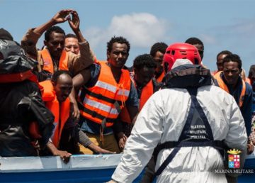 Operazione Mare Nostrum della Marina Militare italiana. Foto http://www.marina.difesa.it