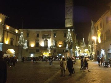 Piazza del Comune Viterbo - Foto Clio Morichini