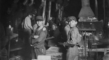 Child laborers in an Indiana glass works. Trade unions have an objective interest in combating child labor.