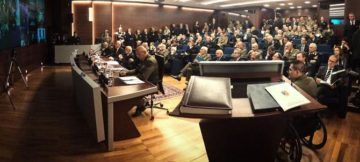 Il Presidente Giorgio Napolitano al Comando Operativo di vertice Interforze per gli auguri di Natale e Capodanno ai militari italiani impegnati in missioni all'estero. Foto: Quirinale