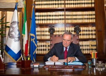 Il Presidente Pietro Grasso nell'esercizio delle funzioni del Presidente della Repubblica dal 14 gennaio 2015. Foto Quirinale