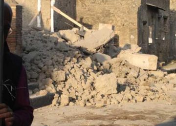 La Domus dei Gladiatori, così chiamata perché al suo interno si allenavano gli atleti nell'antica Pompei, è crollata - Pompei cade a pezzi. Fonte: tg24.sky.it