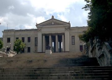 University of Havana, founded in 1728, by Angelo Lucia - Own work