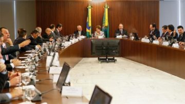 Presidenta Dilma Rousseff recebe Líderes no Congresso Nacional e Presidentes dos Partidos da Base Aliada. (Brasília - DF, 07/04/2015). Foto: Roberto Stuckert Filho/PR