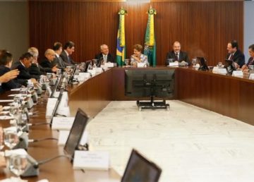 Presidenta Dilma Rousseff recebe Líderes no Congresso Nacional e Presidentes dos Partidos da Base Aliada. (Brasília - DF, 07/04/2015). Foto: Roberto Stuckert Filho/PR