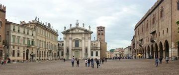 "Piazza Sordello Mantova" di Paolo Bean - opera propria. Con licenza CC BY-SA 3.0 tramite Wikipedia - http://it.wikipedia.org/wiki/File:Piazza_Sordello_Mantova.jpg#/media/File:Piazza_Sordello_Mantova.jpg