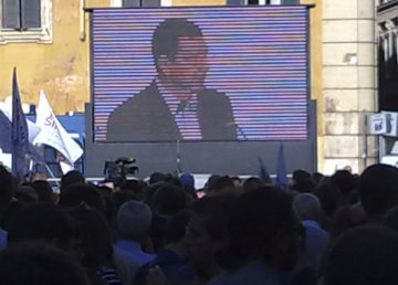 Il sindaco Ignazio Marino, appena eletto, ringrazia gli elettori. Foto: Giorgio Castore