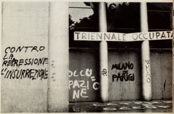"1968 triennale milano" di ignoto - Almanacco 1968 di Storia illustrata. Con licenza Pubblico dominio tramite Wikipedia - https://it.wikipedia.org/wiki/File:1968_triennale_milano.jpg#/media/File:1968_triennale_milano.jpg