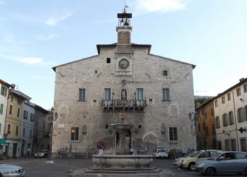 Il municipio di Cagli, già Palazzo Pubblico: "Cagli - Municipio" di Sergio D’Afflitto