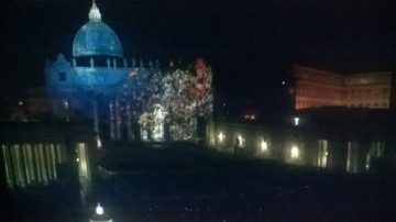 Apertura del Giubileo della Misericordia: proiezione di immagini.