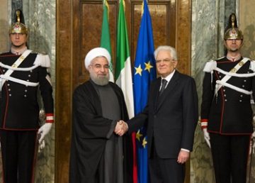 Il Presidente della Repubblica Sergio Mattarella con il Presidente della Repubblica Islamica dell'Iran Hassan Rouhani, in visita ufficiale. Palazzo del Quirinale 25/01/2016. http://www.quirinale.it/elementi/Continua.aspx?tipo=Foto&key=5365