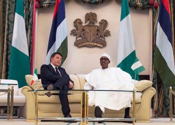 Renzi con il presidente Muhammadu Buhari - Abuja, 01/02/2016. Foto: T. Barchielli http://www.governo.it/media/renzi-visita-nigeria/4098