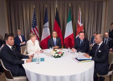 Foto di Palazzo Chigi [Vertice G20 in Turchia, riunione di lavoro (https://www.flickr.com/photos/palazzochigi/22441529594)] . Attraverso Flickr