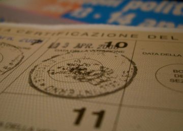 Foto di Luca Zappa [Elezioni Politiche 2008 (https://www.flickr.com/photos/lucazappa/2410789692)]. Attraverso Flickr