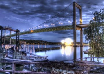 Il ponte Älvsborgsbron di Göteborg. Di Erik Söderström - https://www.flickr.com/photos/mescon/3602860825/, CC BY 2.0, https://it.wikipedia.org/w/index.php?curid=5646851