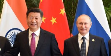 Il presidente cinese Xi Jinping, e il presidente russo Vladimir Putin, foto di GovernmentZA, da Flickr