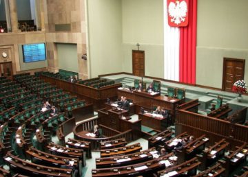 Sejm RP, Sala Plenarna, Wikipedia.org