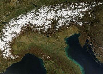 Foto da satellite. [Vista delle Alpi austriache]. Attraverso Wikipedia