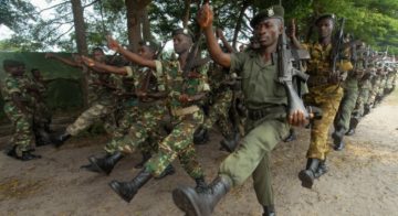 Esercito Burundi, di Rick Scavetta U.S. Army Africa, Flickr.