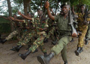 Esercito Burundi, di Rick Scavetta U.S. Army Africa, Flickr.