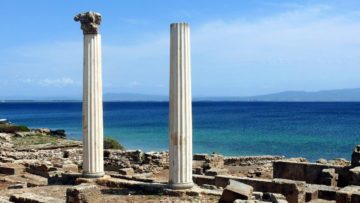 vista di Tharros. Foto via wikimidia com