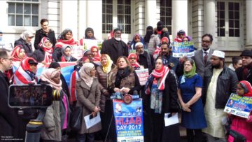 World Hijab Day, 1 febbraio 2017, Melissa Viverito (Speaker del New York City Council) parla davanti alla City Hall e condanna il decreto immigrazione di Donald Trump. Foto di Denis Spedalieri