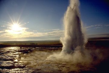 Eruzione geyser, Islanda, Andreas Tille, Commons Wikipedia
