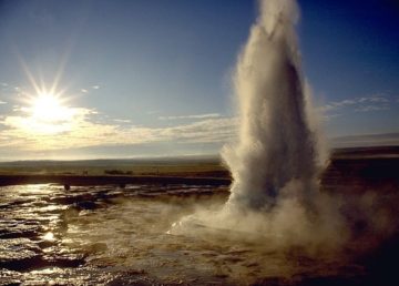 Eruzione geyser, Islanda, Andreas Tille, Commons Wikipedia