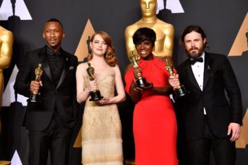 Mahershala Ali (Miglior attore non protagonista), Emma Stone (Miglior attrice protagonista), Viola Davis (Miglior attrice non protagonista) e Casey Affleck (Miglior attore protagonista) alla 89esima Cerimonia degli Oscar (Getty Images - oscar.go.com)
