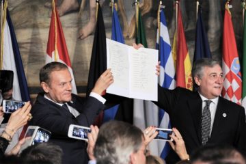 Le firme sotto la dichiarazione di Roma del 25/03/2017 del Presidente del Consiglio Europeo Donald Tusk e del Parlamento Europeo Antonio Tajani.
