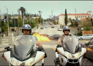 Scena tratta dal film ChiPS (2016)