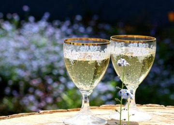 Alcohol Drink Bubble Glasses Champagne Sparkling - Max Pixel - Creative Commons Zero - CC0