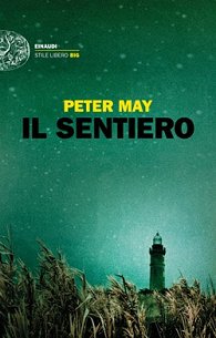 Copertina: Il sentiero di Peter May – Einaudi
