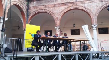 Incontro con Giovanni Lo Storto, Luigi Abete, Gianni Riotta al Festival del Giornalismo di Ferrara 2017, foto Miriam Gambella, Creative Commons Share-Alike with Atribution.