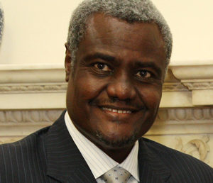 Chadian Foreign Minister Moussa Faki Mahamat in London. Di Foreign and Commonwealth Office - https://www.flickr.com/photos/foreignoffice/9681021714/, OGL, https://commons.wikimedia.org/w/index.php?curid=28165650