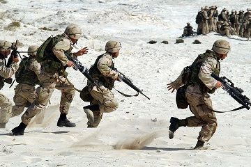 Soldati in guerra (fonte foto Pixabay)